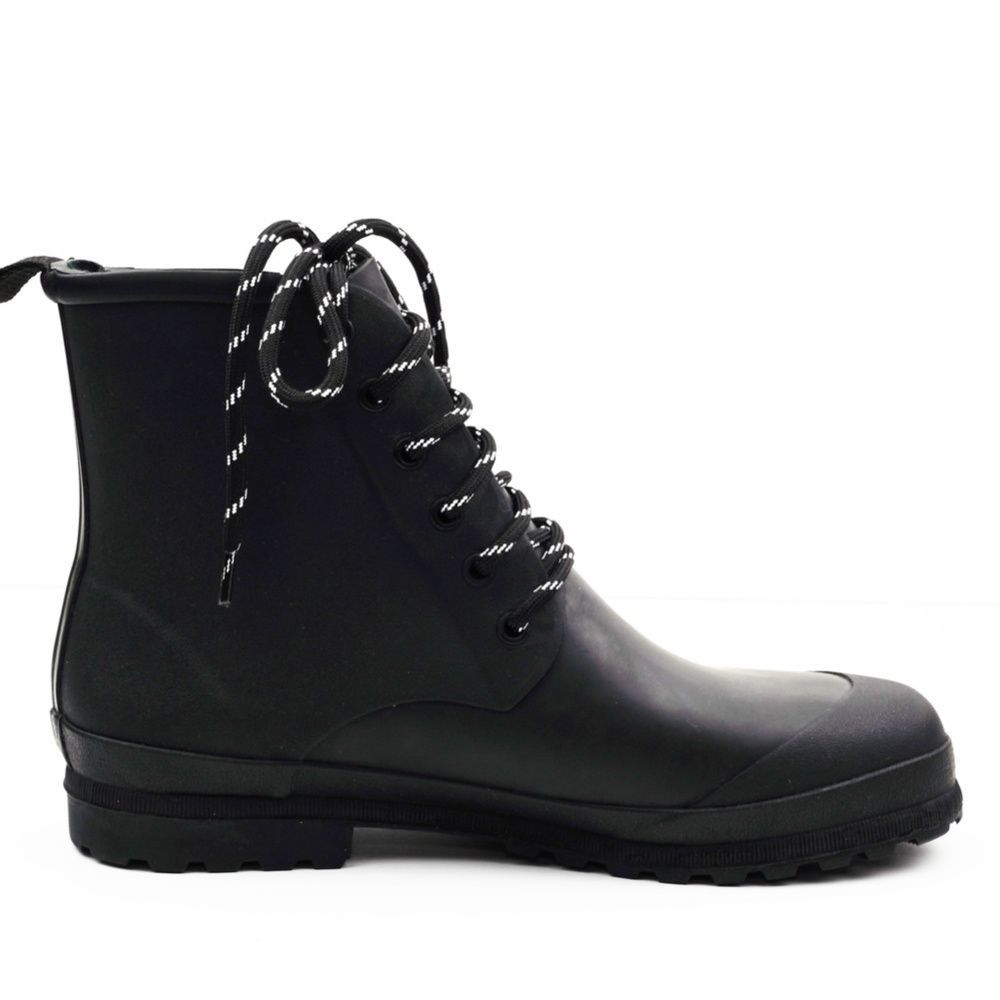 New MADEWELL Size 6 The Lace-Up Lugsole Rain Boot in Black - Picture 3 of 6